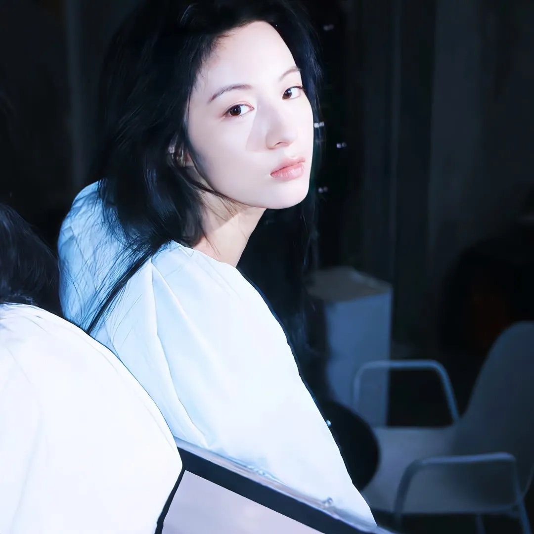 迷之血红 在线观看